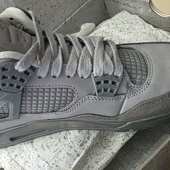 Jordan 4 retro SE Paris Olympics wet cement